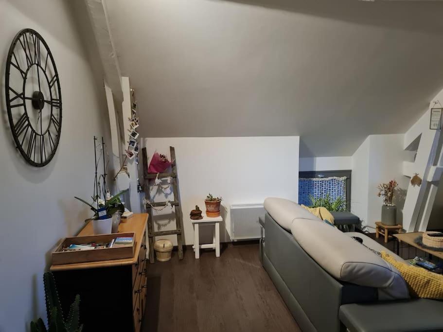 Appartement De La Laiterie Avec Petit Jardin. Eysus Dış mekan fotoğraf